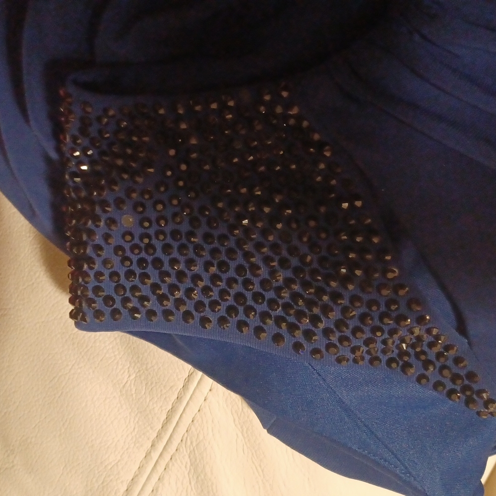 Cache Dress - Picture 14 of 14